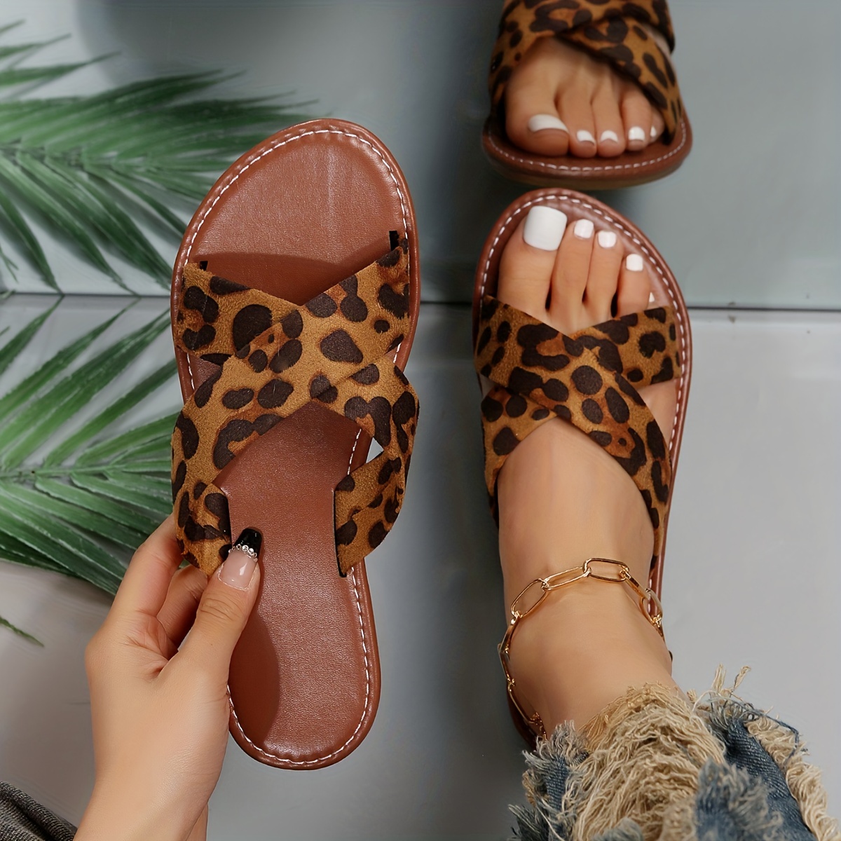 womens simple cross strap slide sandals casual slip on flat beach shoes lightweight slide sandals details 2